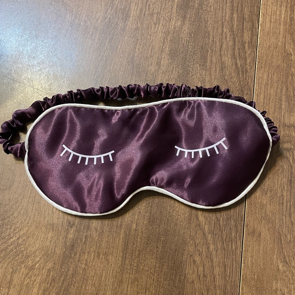Purple Lively sleep mask